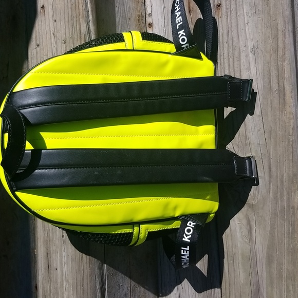 Michael Kors Danika MD Net Backpack - Picture 4 of 7